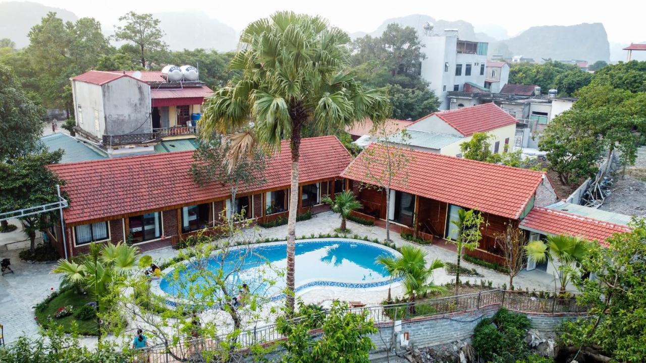 D&D Riverside Homestay Xuan Son Esterno foto