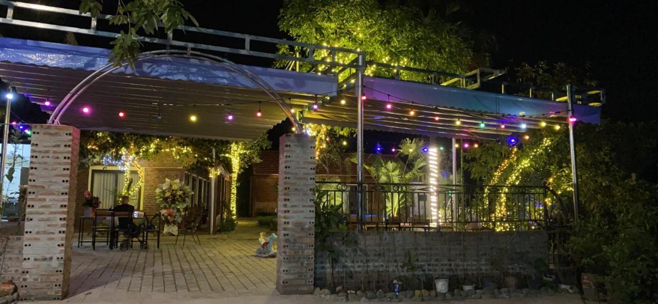 D&D Riverside Homestay Xuan Son Esterno foto