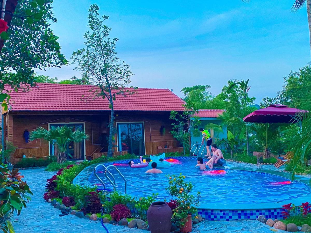 D&D Riverside Homestay Xuan Son Esterno foto