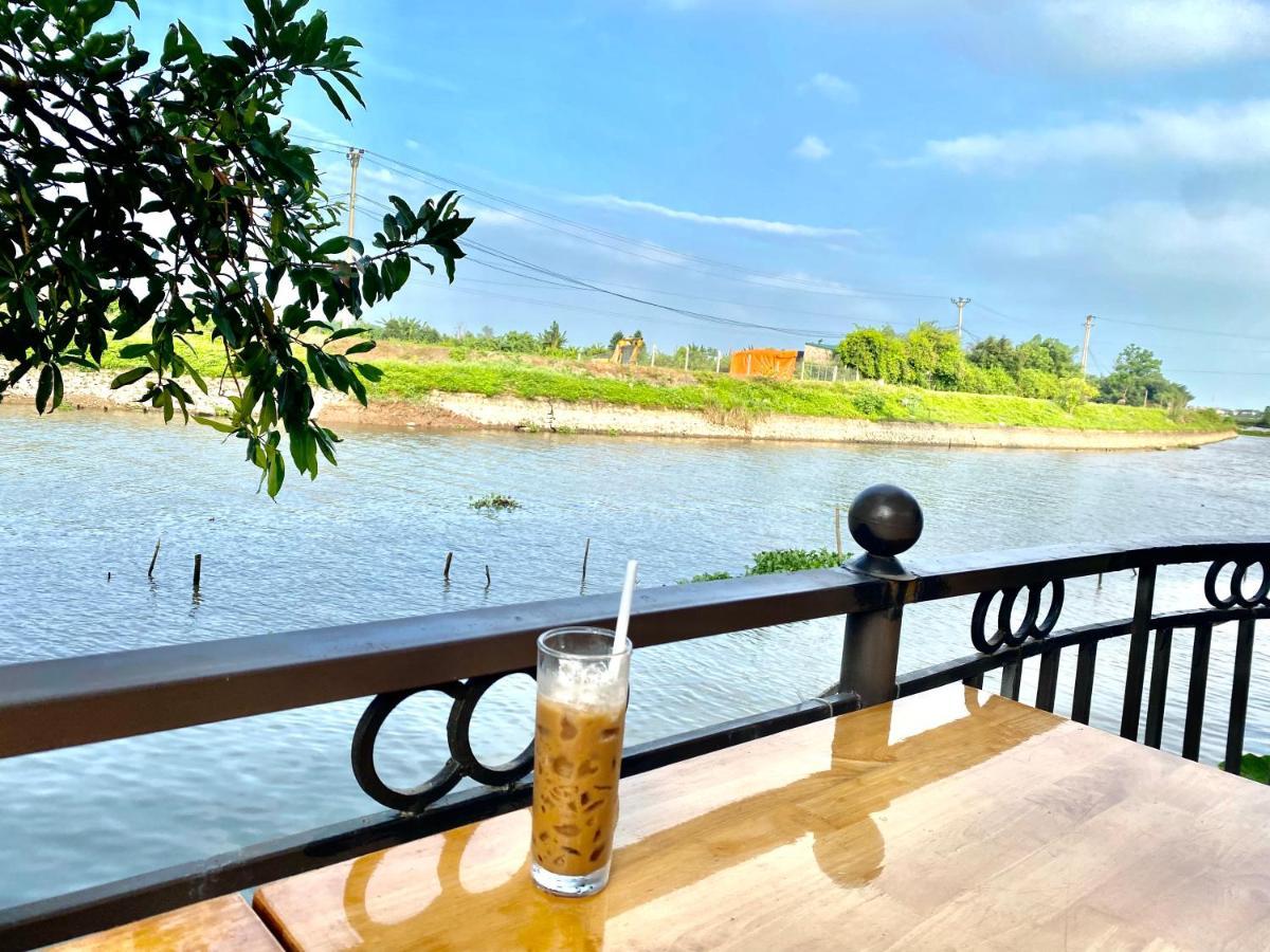 D&D Riverside Homestay Xuan Son Esterno foto